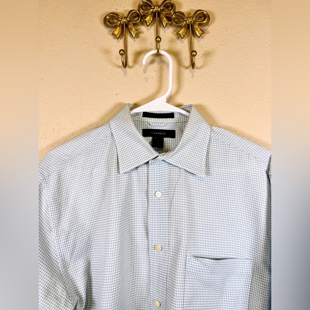 Express Royal Oxford Men's Light Blue/White Checkered Shirt. 100% Cotton Size M
